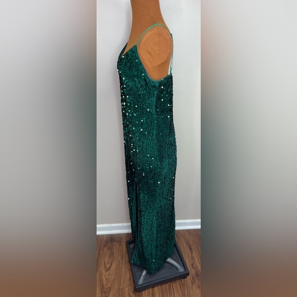 NWT Glamaker Green Sequin Formal Dress With Front Slit Size 1XL - Picture 4 of 13